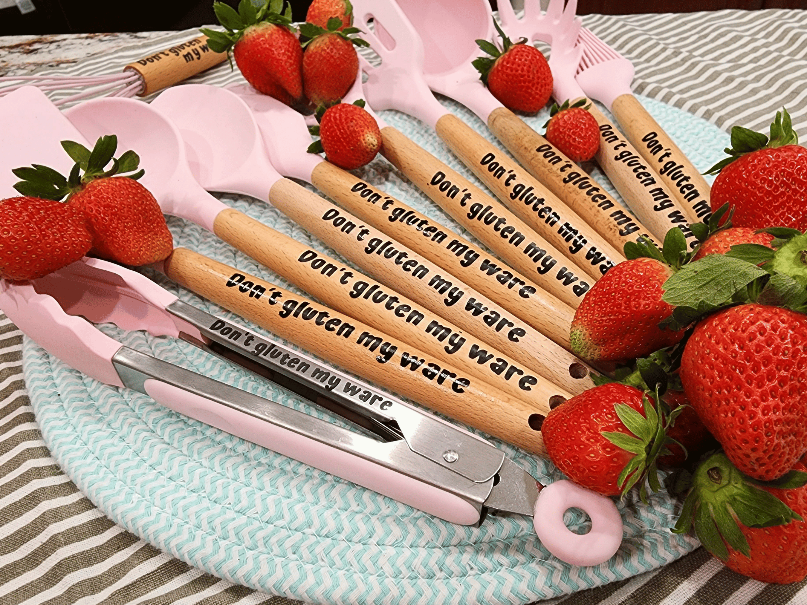 Magic Wooden Spoons Gifts for Cooking - Cool Engraved Kitchen Utensils  Accessories Set, Bamboo Cooking Stuff for Kitchen Decor - Perfect Kitchen  Gifts for Mother's Day Wedding Baking 